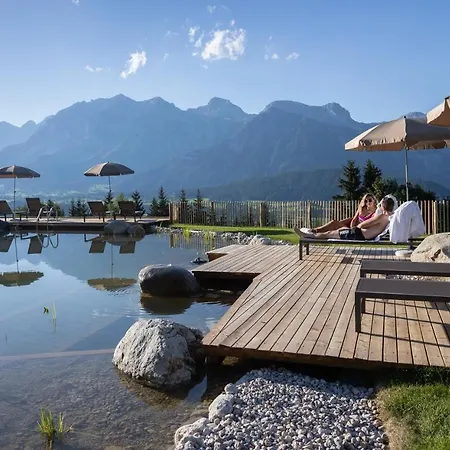 Hotel Schröckerhof 4*