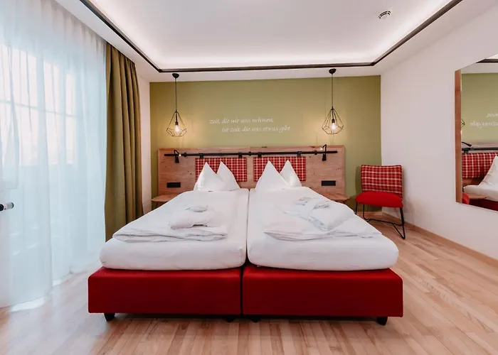 מלון Schroeckerhof 4*